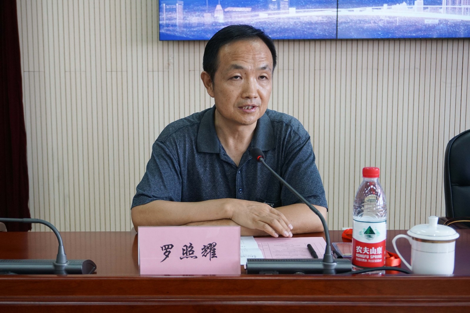 职业院校,安徽审计职业学院党委副书记,院长胡孝东同志在致辞中表示